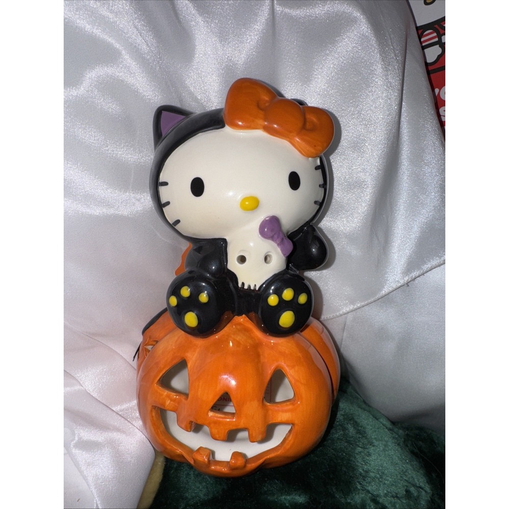 Blue Sky Clayworks Hello Kitty Halloween Tealight Skeleton Pumpkin Cat NEW‎ NWT